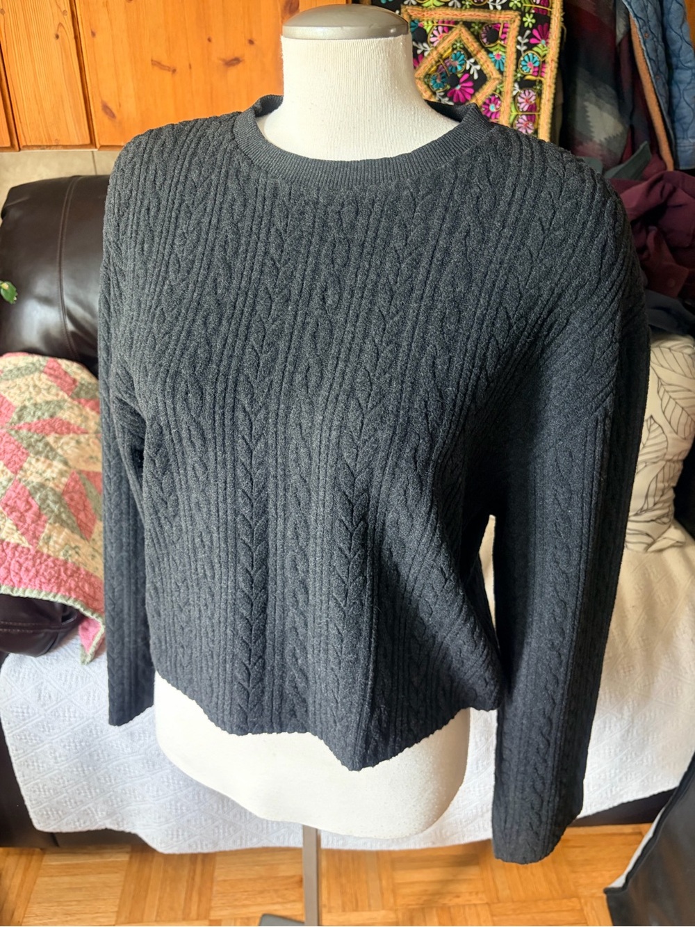 Zara Cropped Cableknit Crewneck Sweater